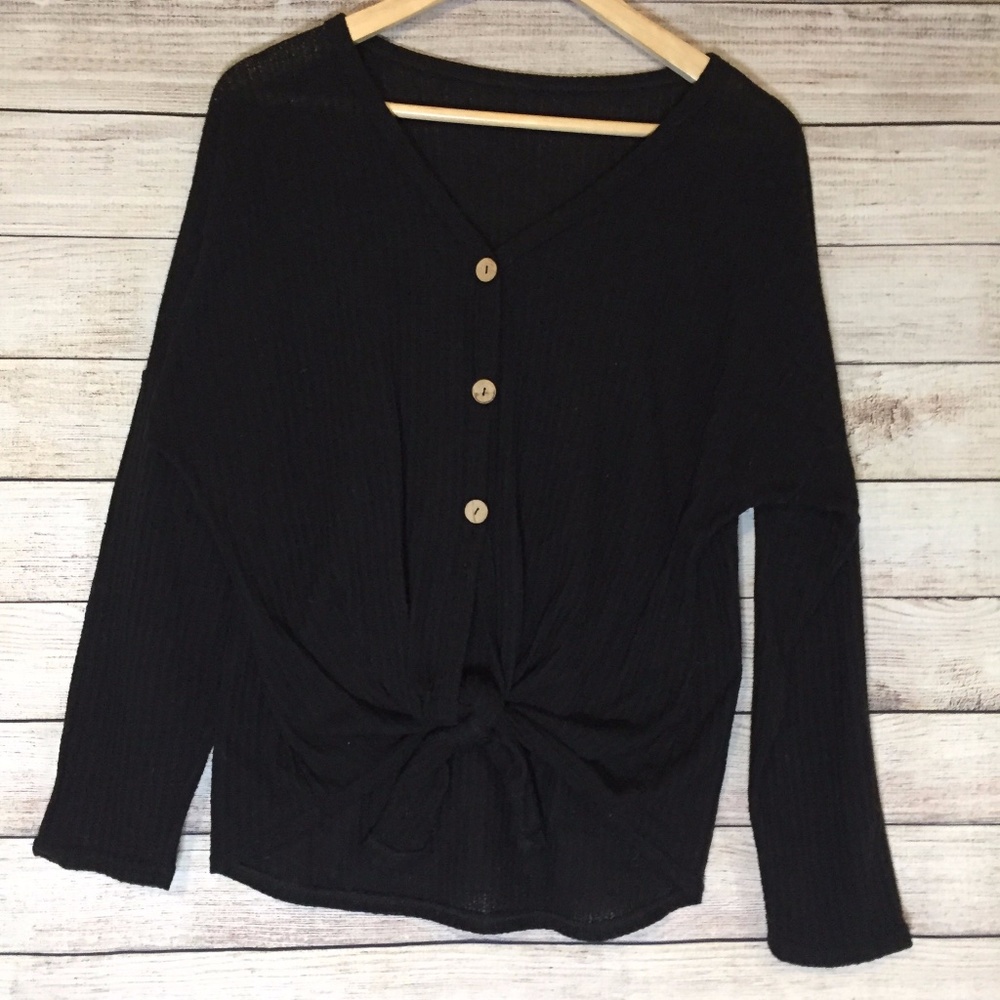 Front Knot Black Ribbed Cropped Top